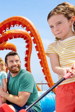 Kids Sail Free + 30% Off Every Guest!