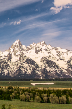 Step into a World of Wonder of Grand Teton & Yellowstone National Parks