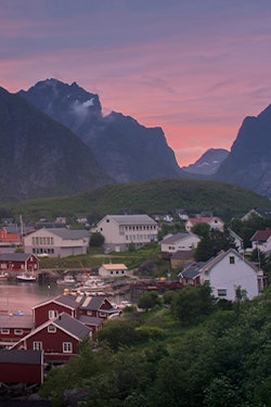 Explore More in Norway, Save Up to 40% + OBC